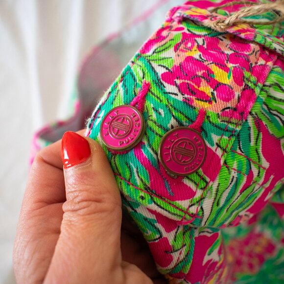 Lilly Pulitzer Pineapple Print Worth Straight Jean Size 6 - Picture 2 of 6